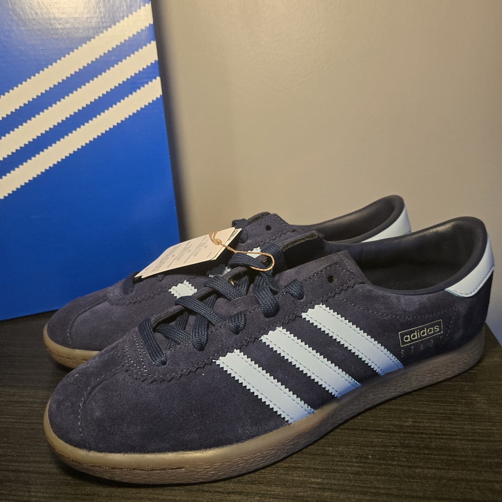 AdidasSTADT SIZE 9 MEN NWT